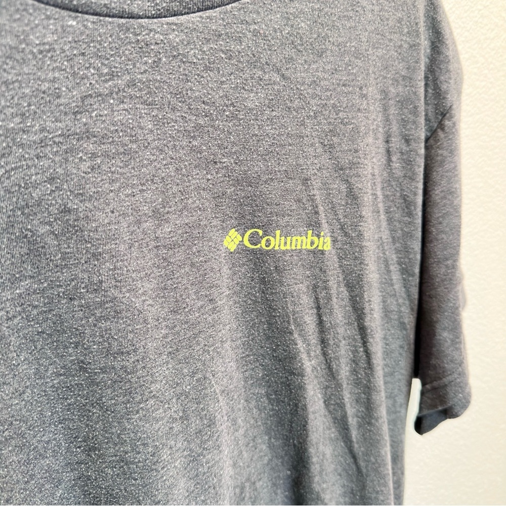 Columbia Sportswear XL Gray Graphic Tee Mountain Logo Outdoor Hiking 0004 - Picture 3 of 6